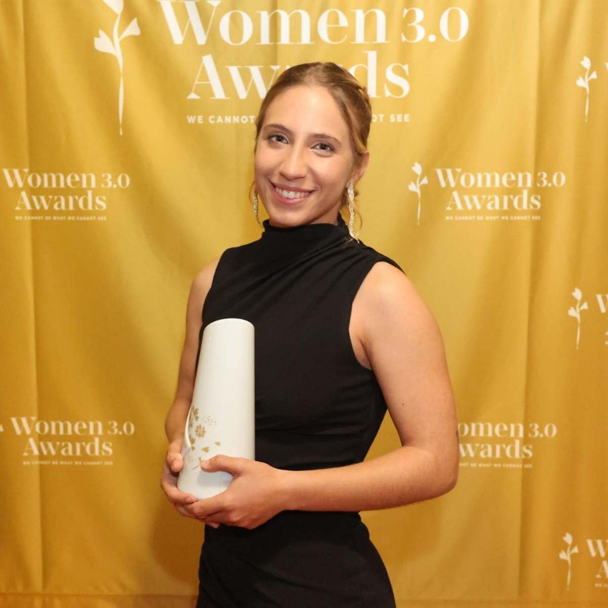 Premio Rising Star Filipa Broeiro agraciada com o Prémio Internacional “RISING STAR ...